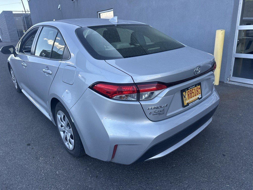 Used 2022 Silver Toyota LE image 10
