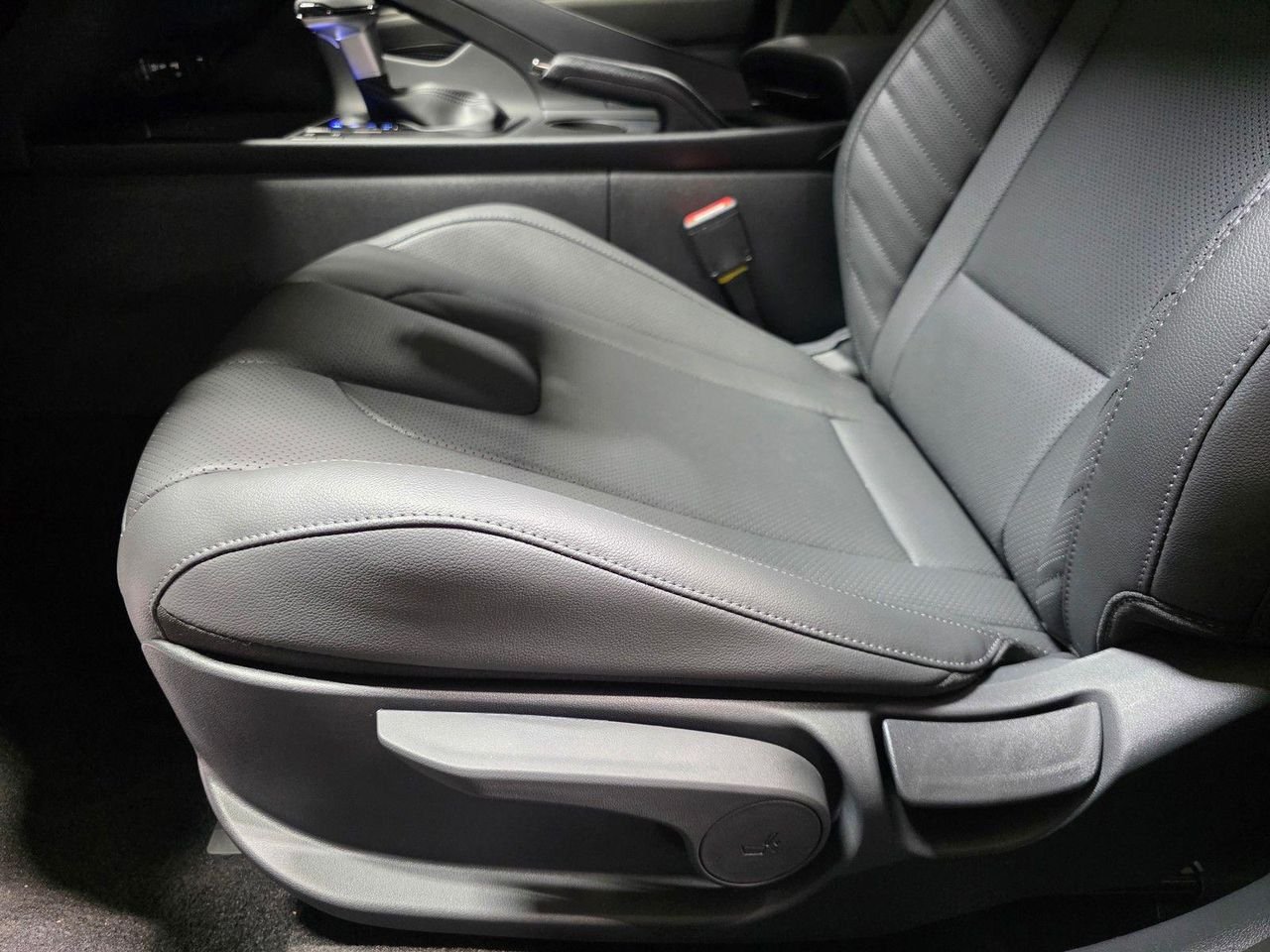 New 2026 Ecotronic Gray Hyundai SEL Sport Plus image 23