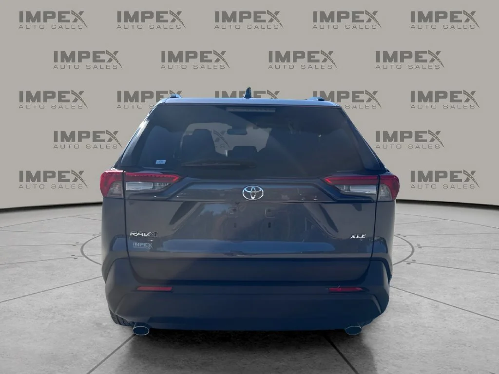 Used 2024 Gray Toyota XLE image 4