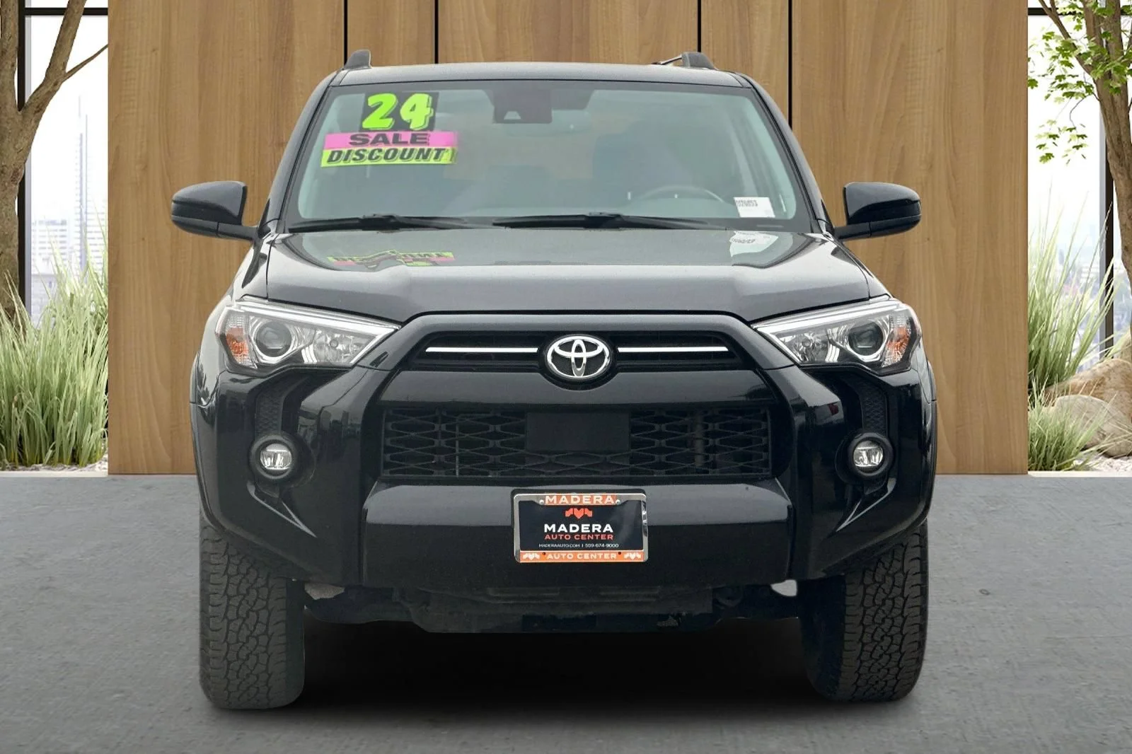 Used 2024  Toyota SR5 image 9