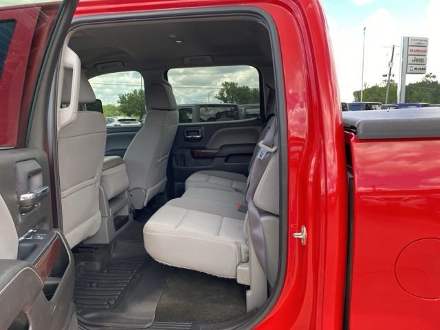 Used 2017 Red GMC SLE image 10
