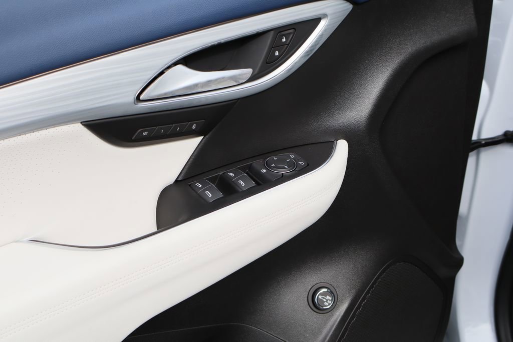2026 Buick Envision Avenir - Photo 17