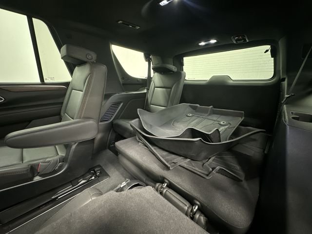 Used 2024 Gray Chevrolet High Country image 27