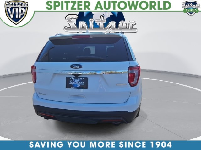 Used 2016 White Ford Base image 12