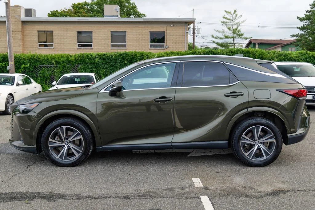 Used 2023 Green Pearl Lexus 350 Premium image 4