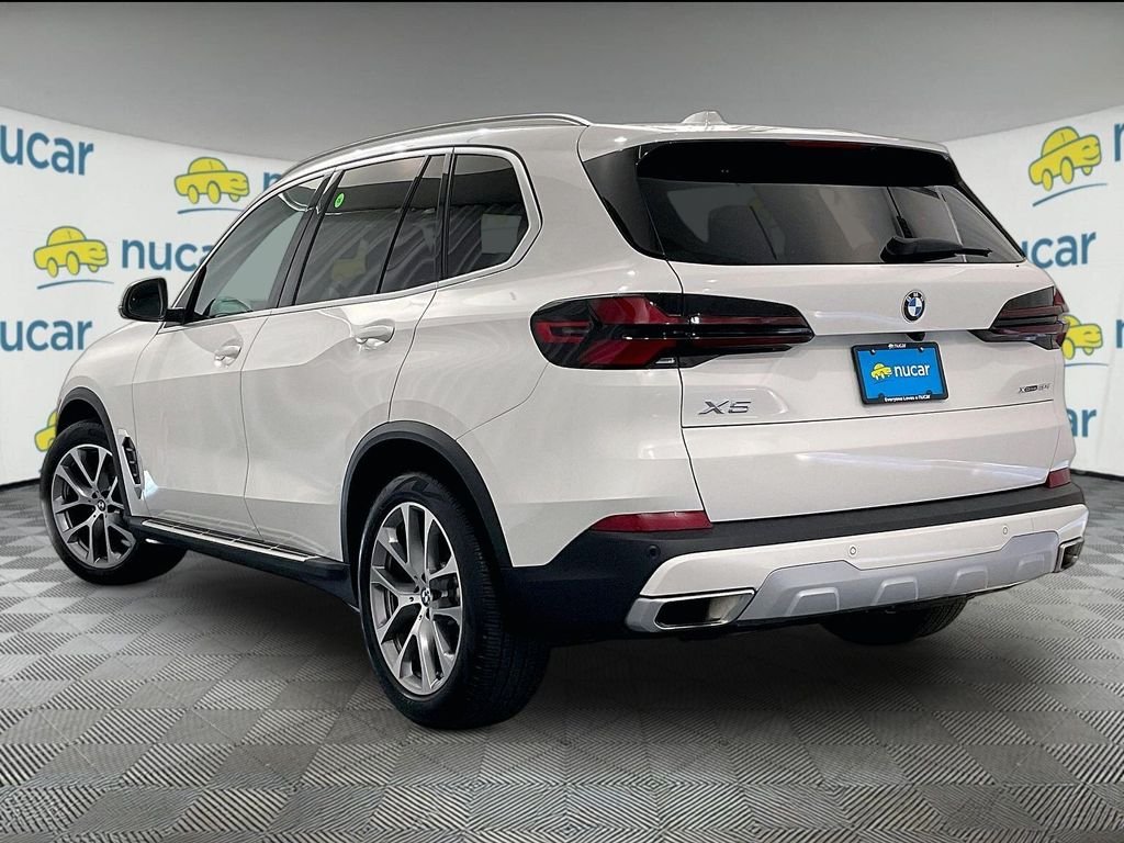 Used 2026 Alpine White BMW xDrive40i image 4