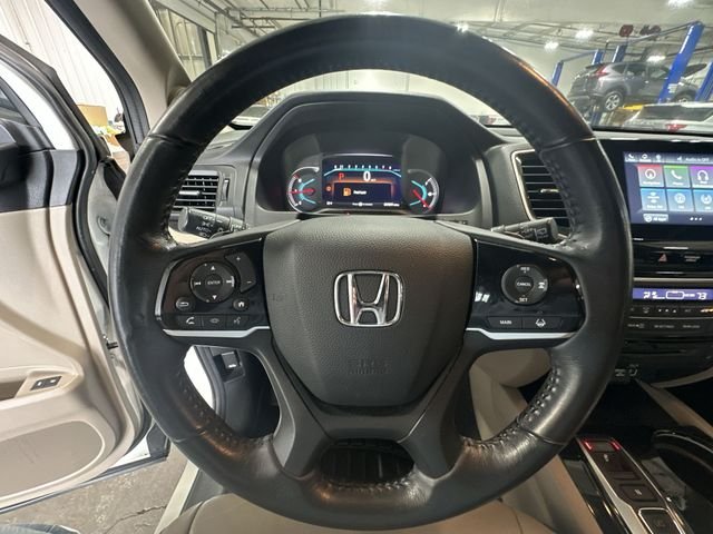 Certified Used 2019  Honda Touring image 15