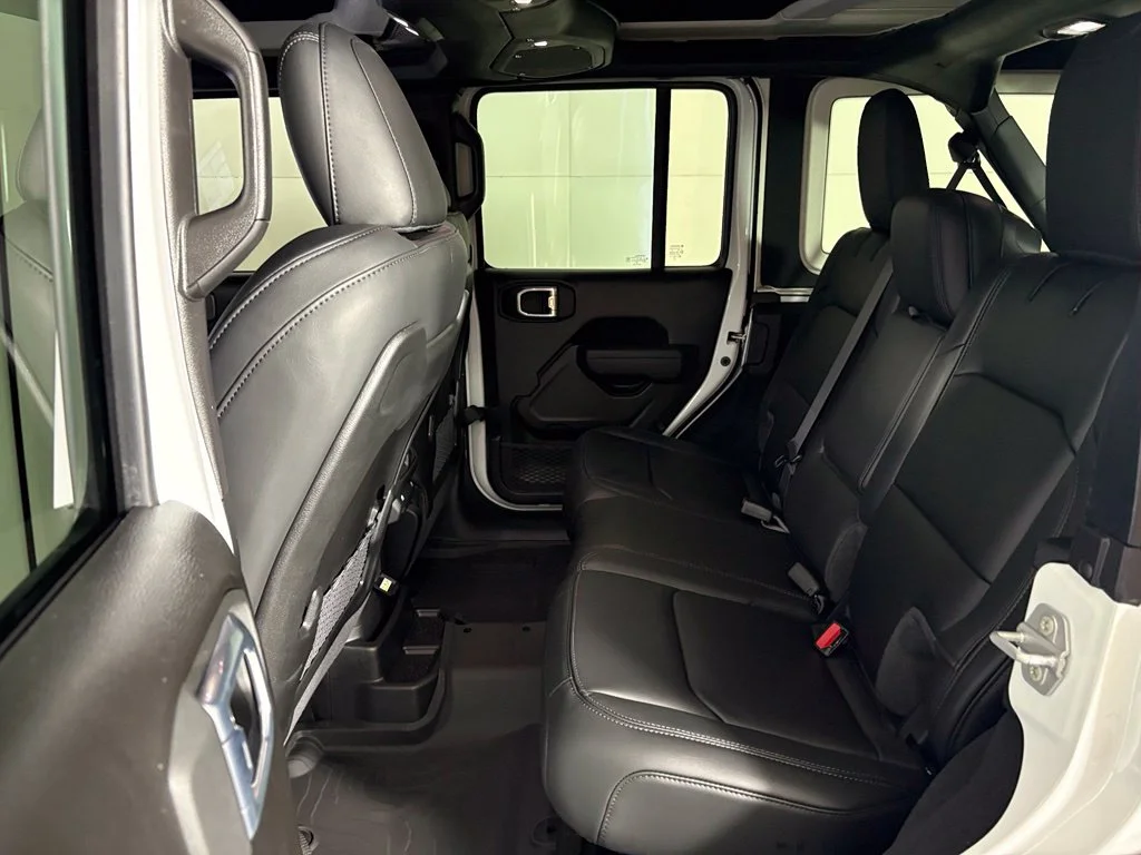 New 2027 White Jeep Willys 392 image 36