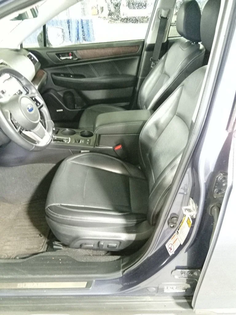 Used 2018 Twilight Blue Metallic Subaru 3.6R image 8