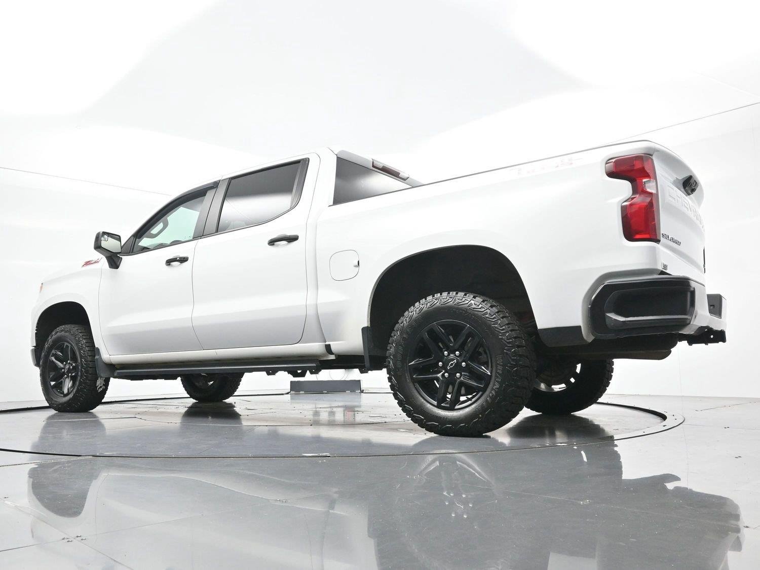 Used 2024 Summit White Chevrolet LT Trail Boss image 46