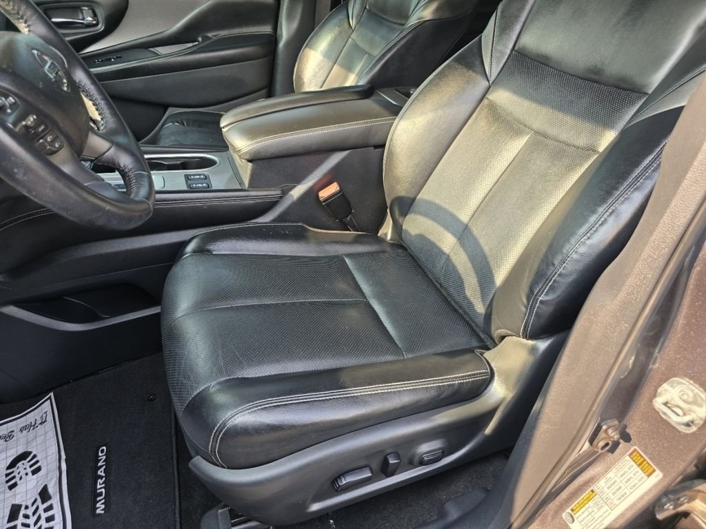 Used 2020 Gray Nissan SL image 15