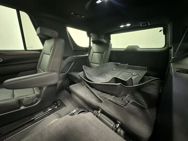 Used 2024 Gray Chevrolet High Country image 27