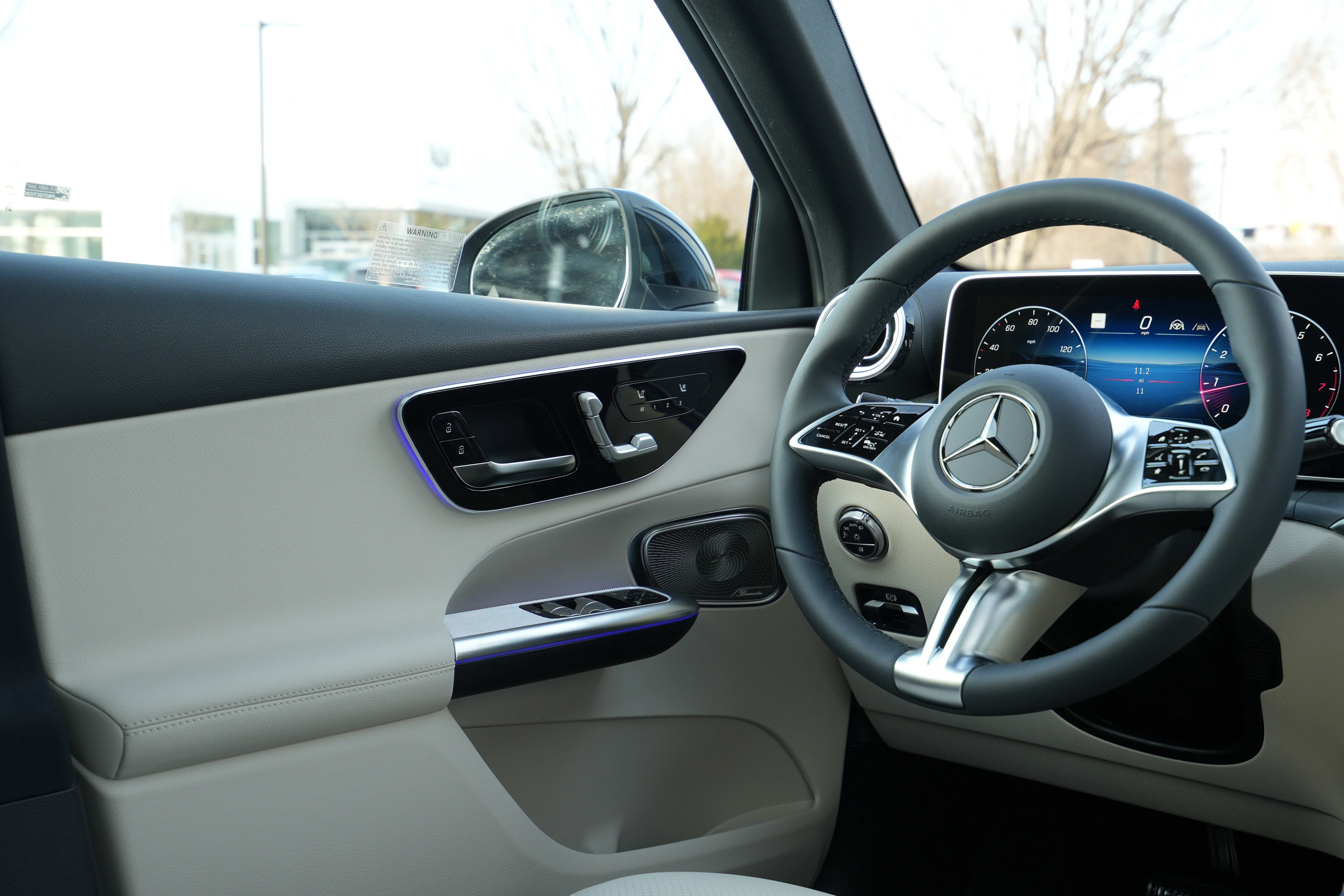 New 2026 OBSIDIAN BLACK Mercedes-Benz GLC 300 image 24