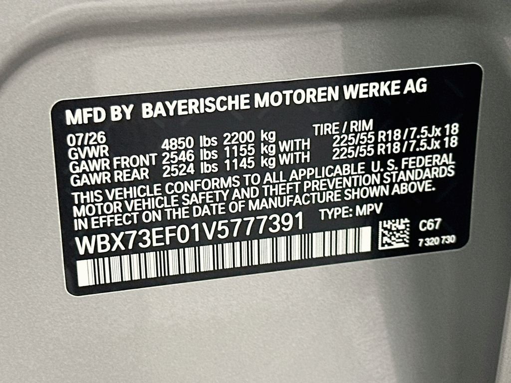 New 2027 Space Silver Metallic BMW xDrive28i image 24