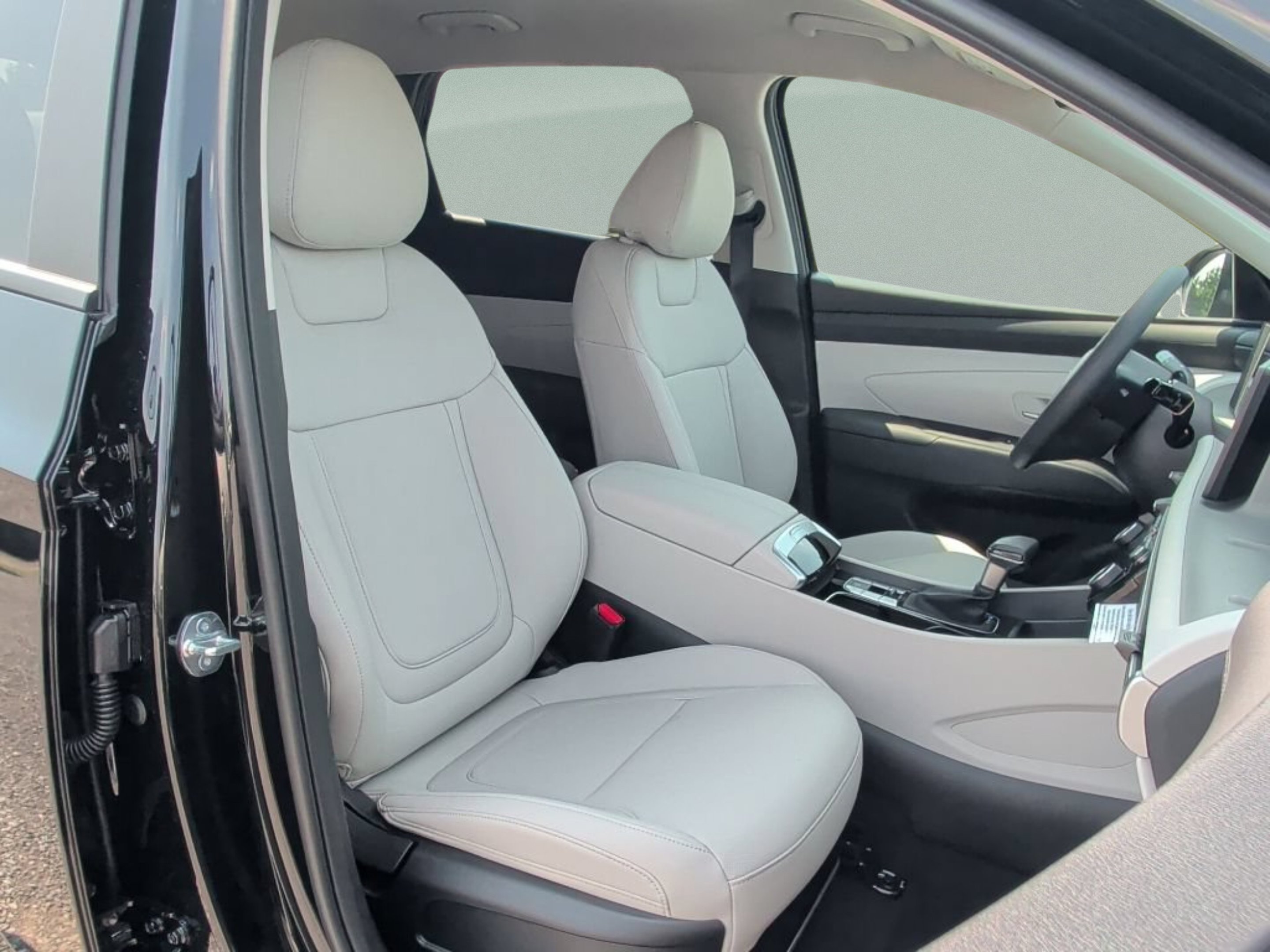 New 2026 Phantom Black Hyundai SEL Plus image 40