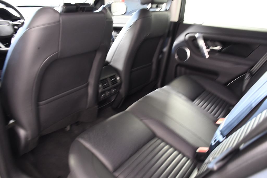 Used 2023 Hakuba Silver Metallic Land Rover S image 27