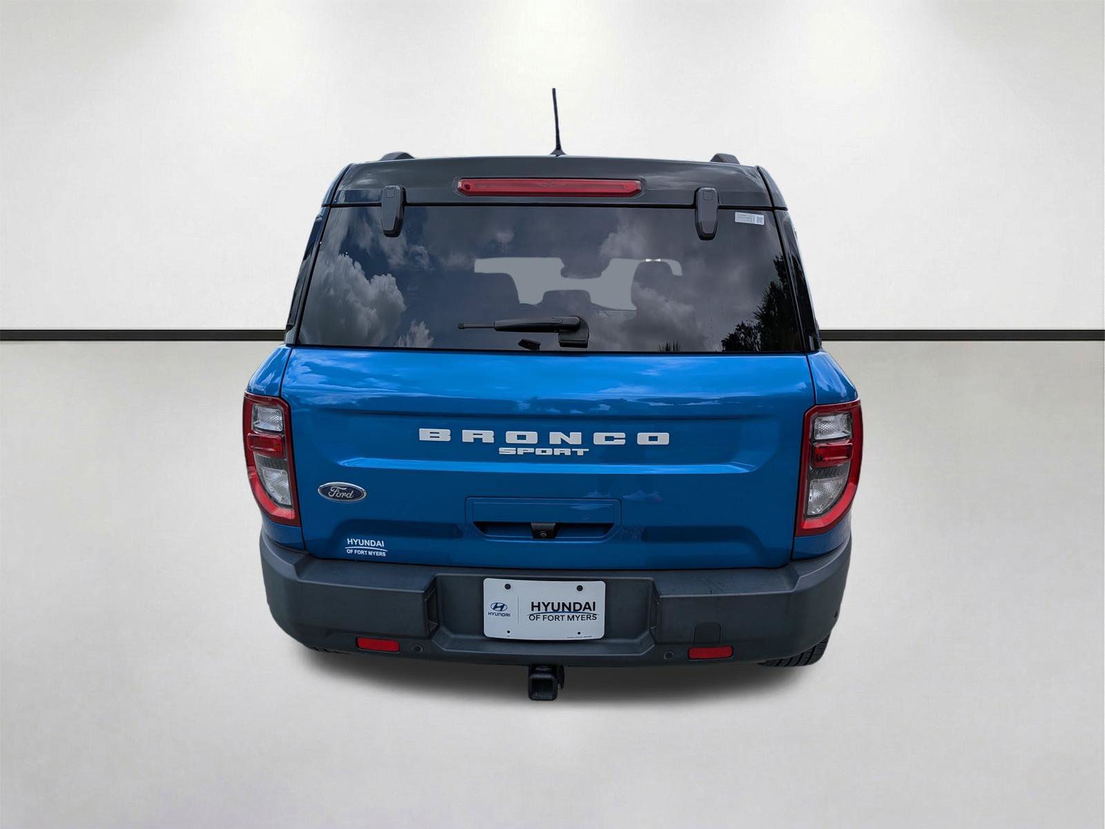 Used 2022 Velocity Blue Metallic Ford Outer Banks image 5