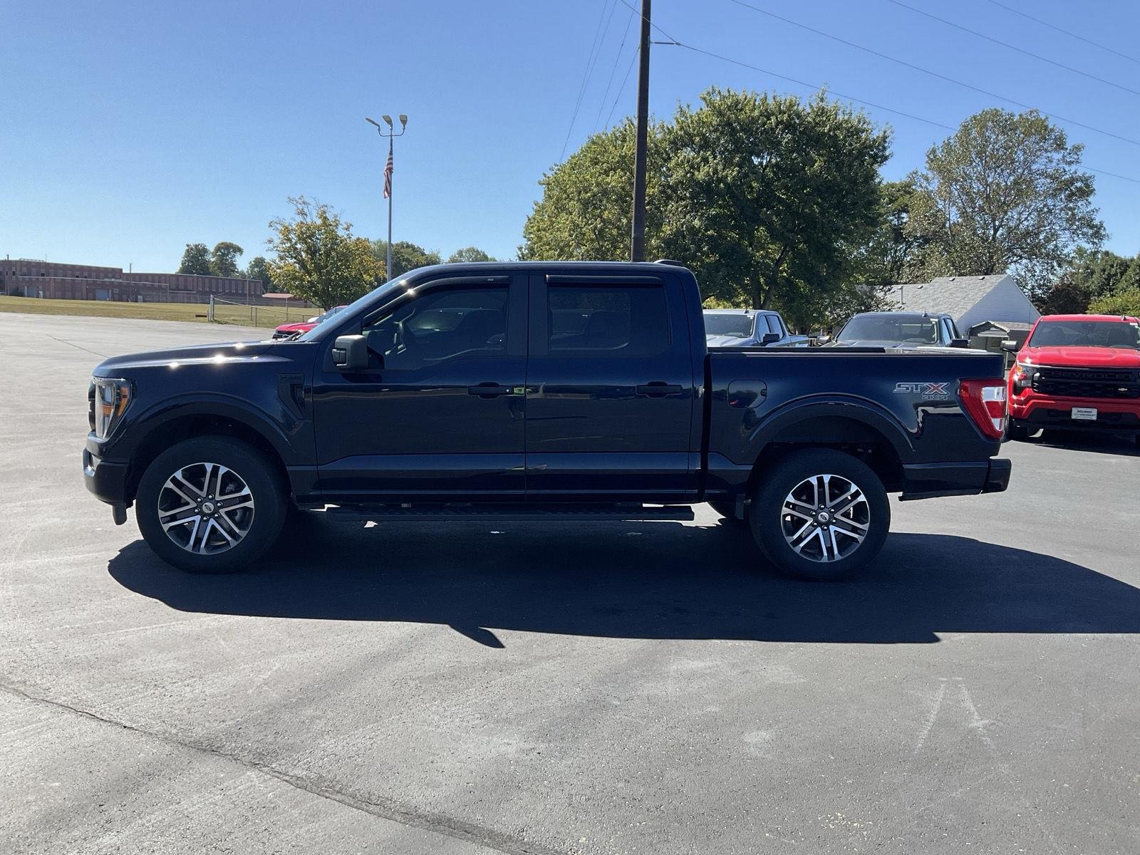 Used 2023 Antimatter Blue Ford XL image 4