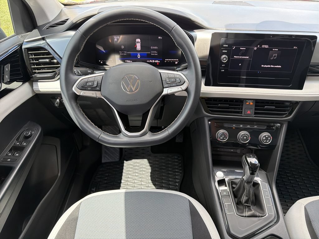 2025 Volkswagen Taos S - Photo 15