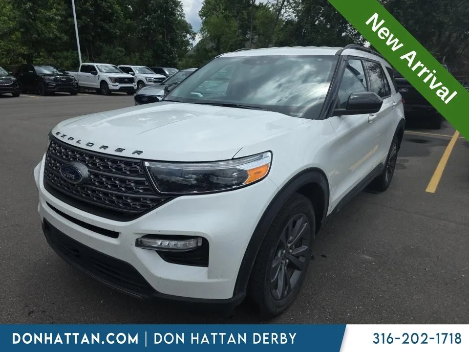 2023 Ford Explorer XLT 4WD's photo