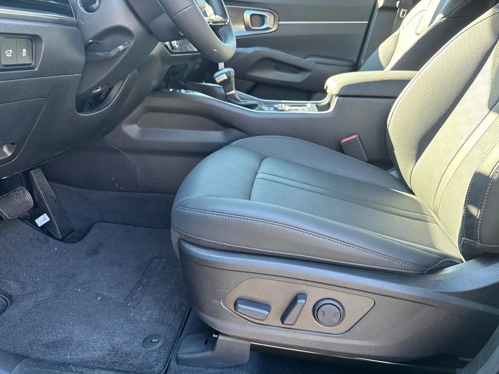 New 2026 Black Kia EX image 10