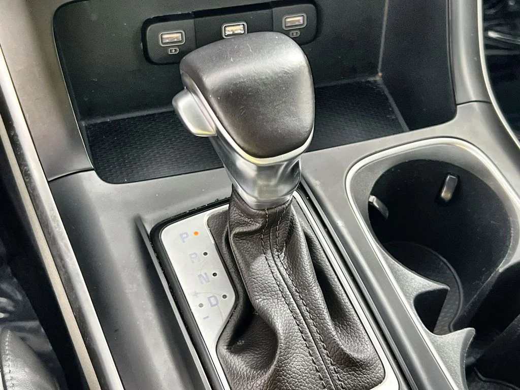 Used 2024 Gray Kia LX image 20