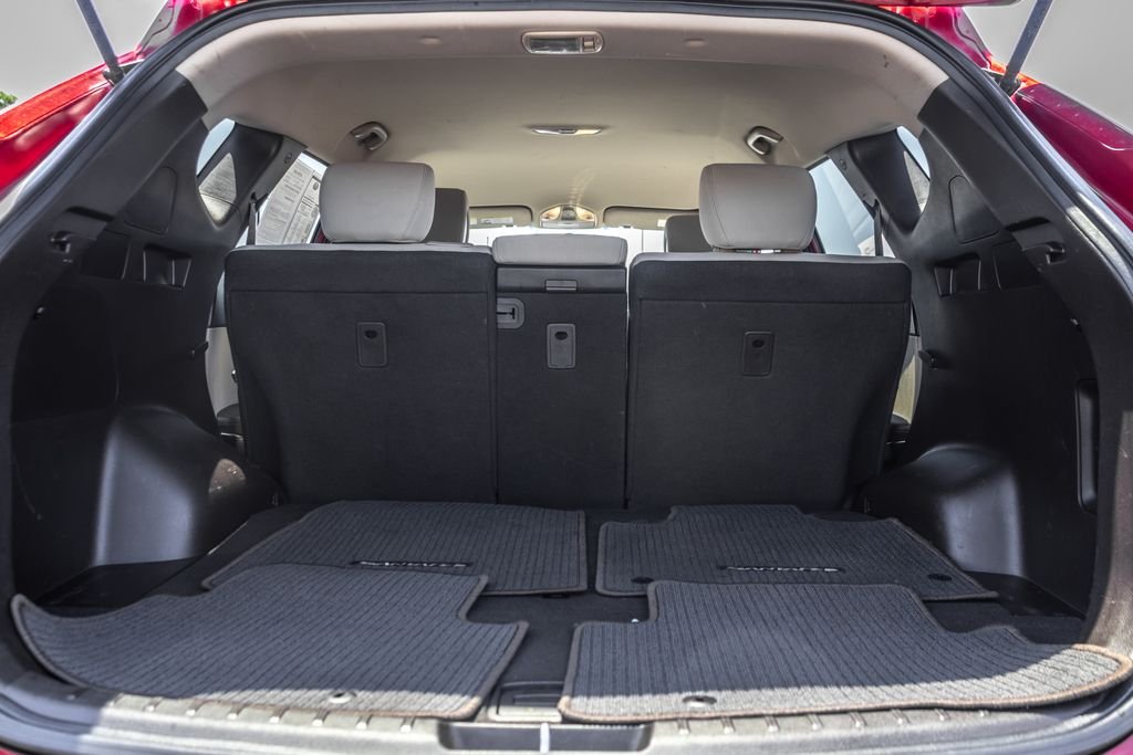 Used 2017 Red Hyundai 2.4 Base image 29