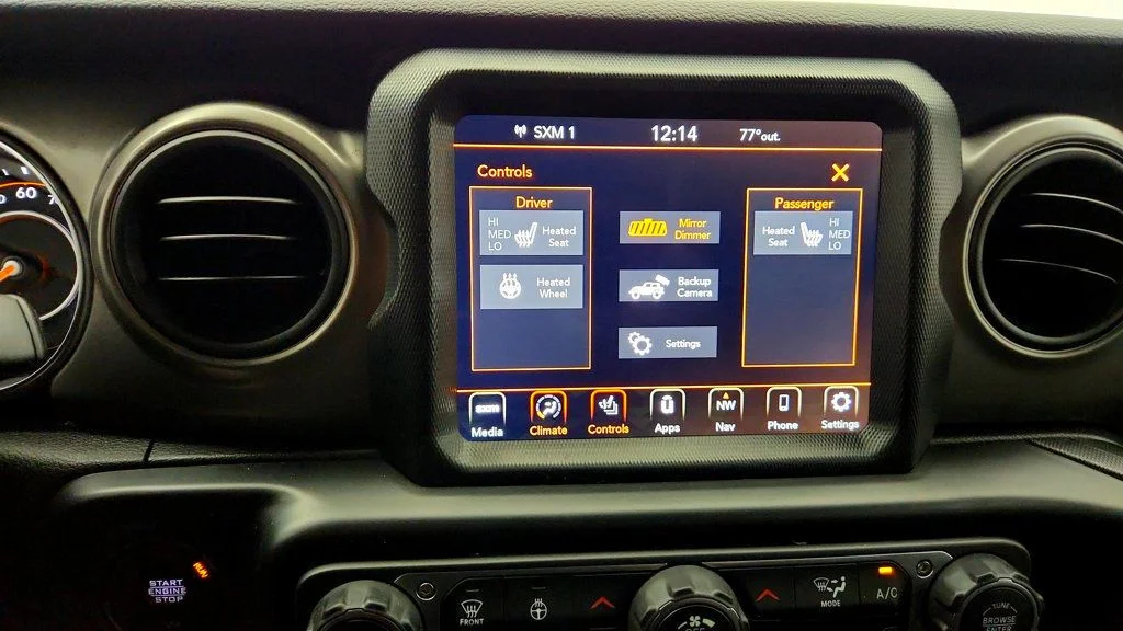Used 2022 Black Clearcoat Jeep Unlimited Willys 4x4 w/ Sky One-Touch Top & Alpine Audio image 20