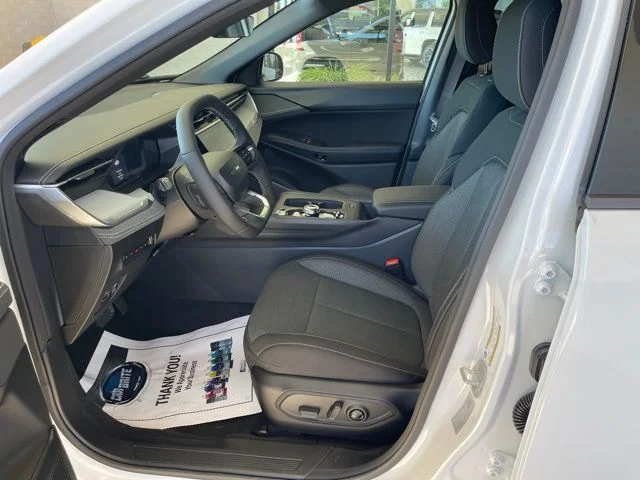 New 2026 Bright White Clearcoat Jeep Laredo image 11