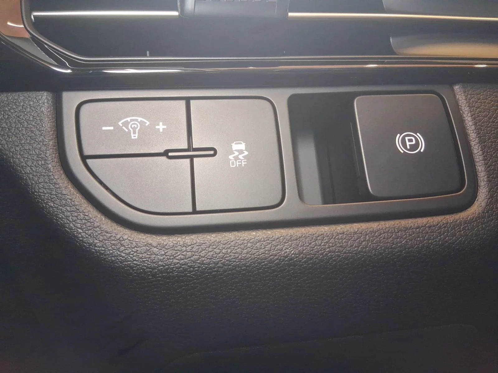 New 2026 White Kia LX image 14