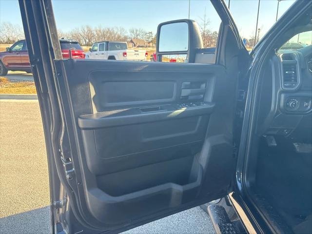 New 2026 Forged Blue Metallic Exterior Paint RAM TRADESMAN image 19