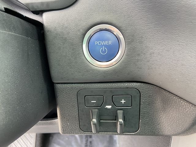 Used 2024 Black Toyota Platinum image 27