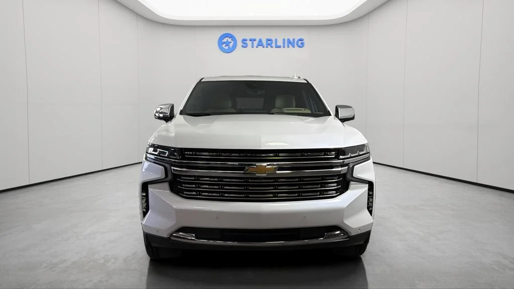 Used 2023 Iridescent Pearl Tricoat Chevrolet Premier image 16