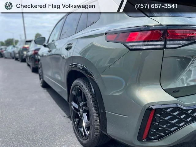 New 2026 Green Volkswagen 2.0T SE R-Line Black image 8