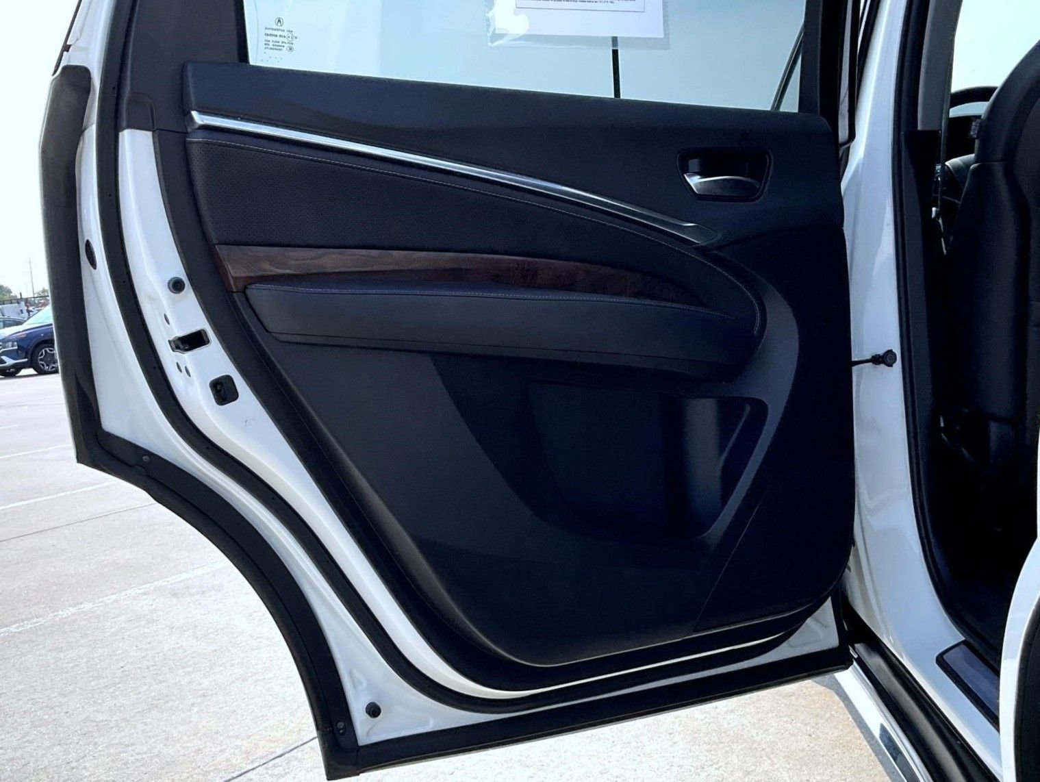 Used 2019 White Acura 3.5L Technology Package image 23