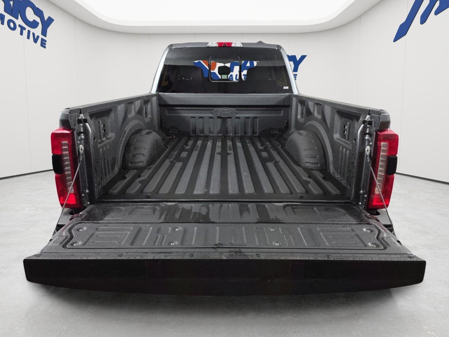 New 2026 Carbonized Gray Metallic Ford F-250® XLT image 5
