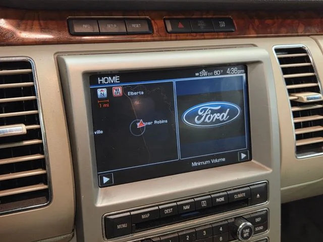 Used 2011 Silver Ford Limited image 22