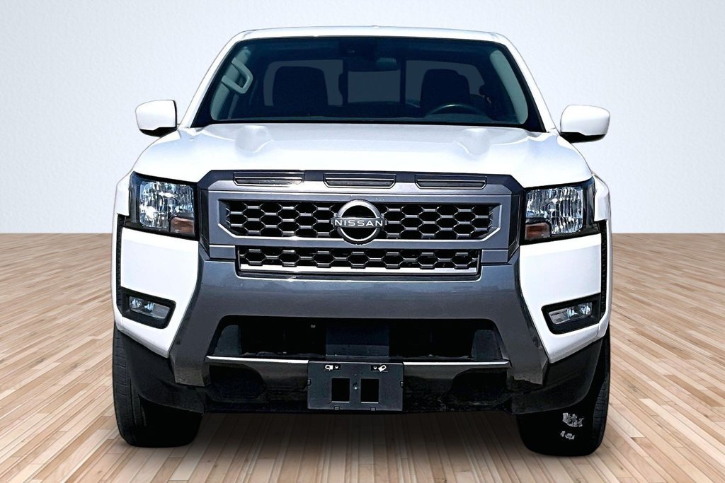 Used 2025 White Nissan SV image 3