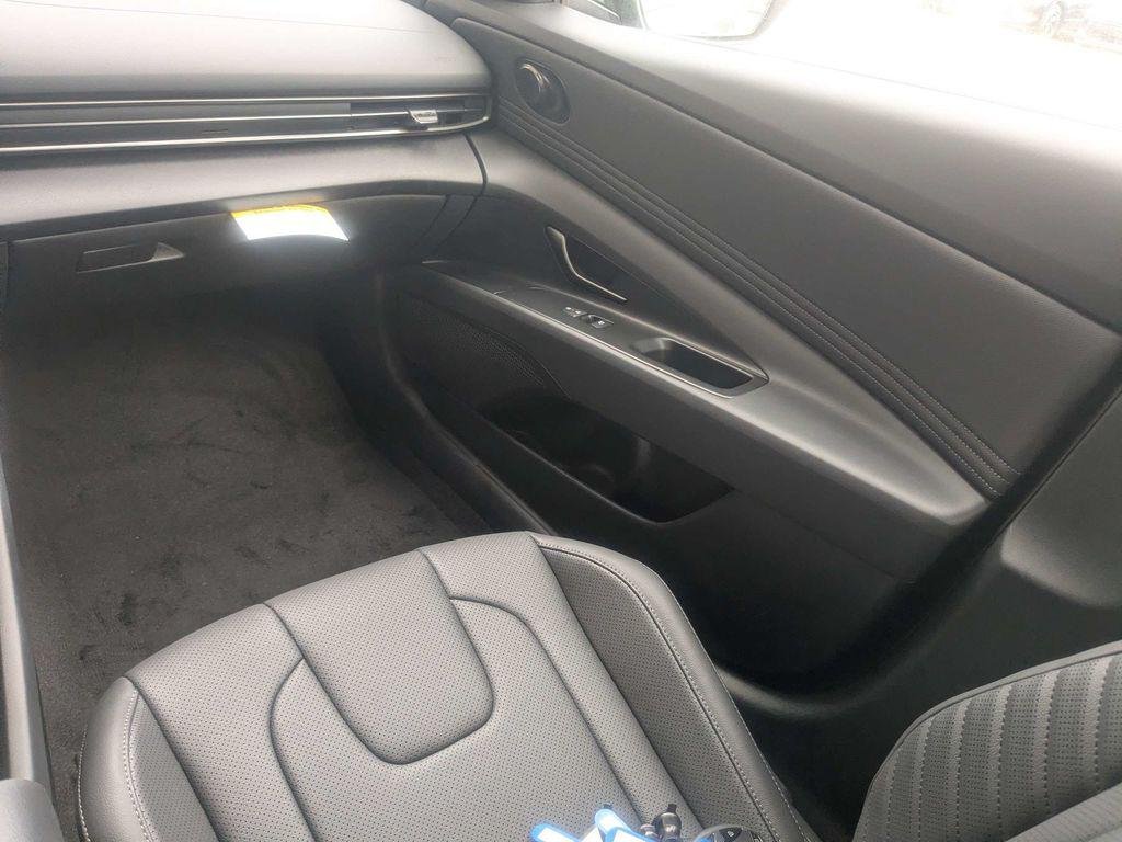 New 2026 Gray Hyundai SEL Sport Plus image 17