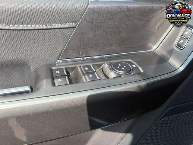 Used 2023 Blue Ford XLT image 11