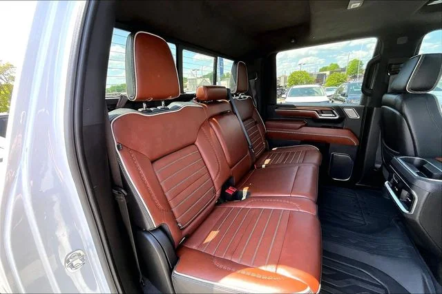 Used 2024 White GMC Denali Ultimate image 20