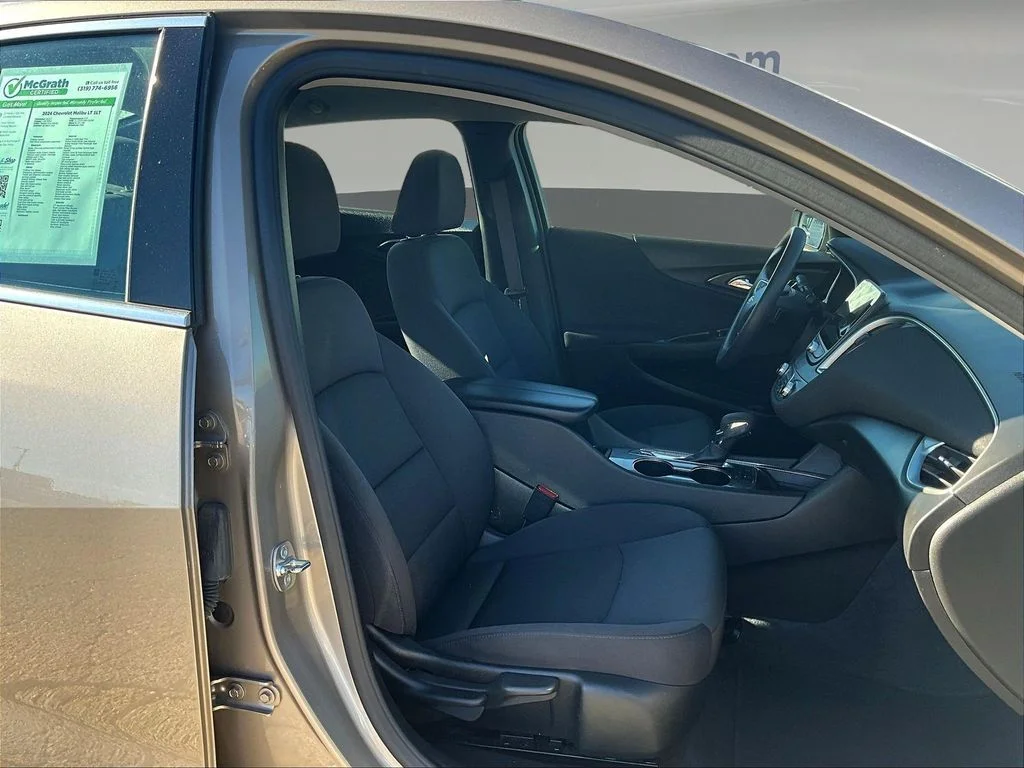 2024 Chevrolet Malibu 1LT - Photo 31