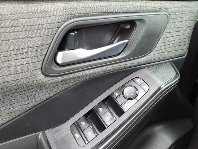 Used 2023 Black Nissan SV image 18