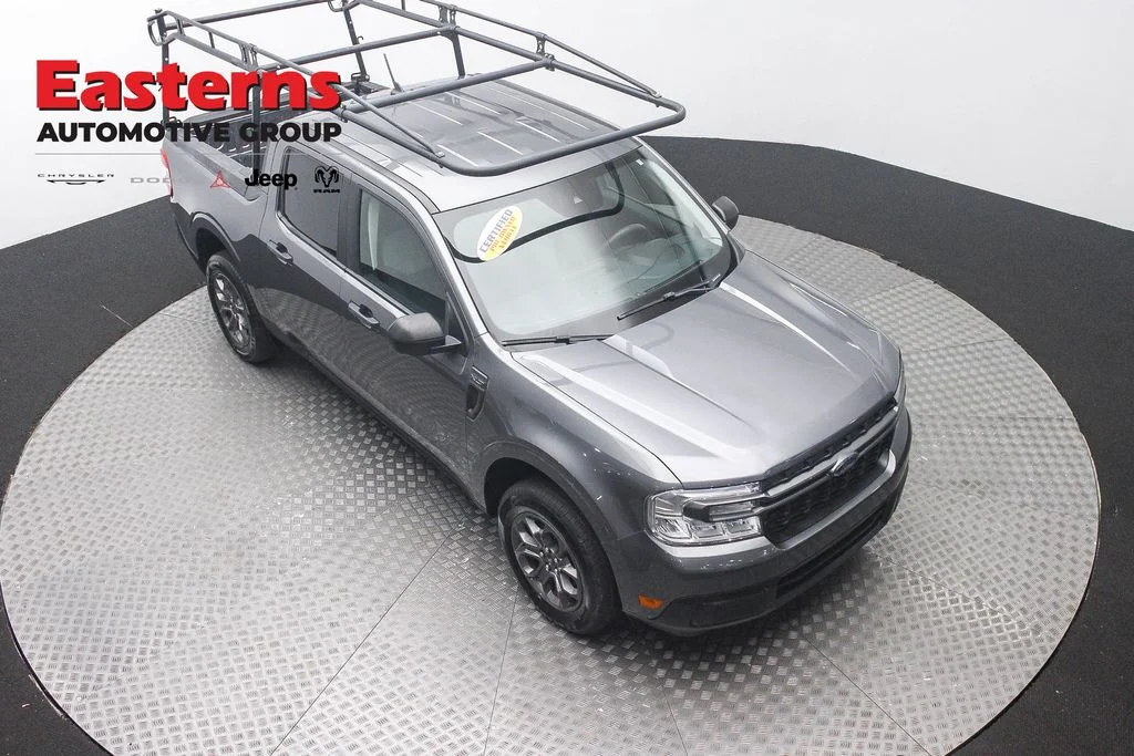 Used 2023 Gray Ford XLT image 3