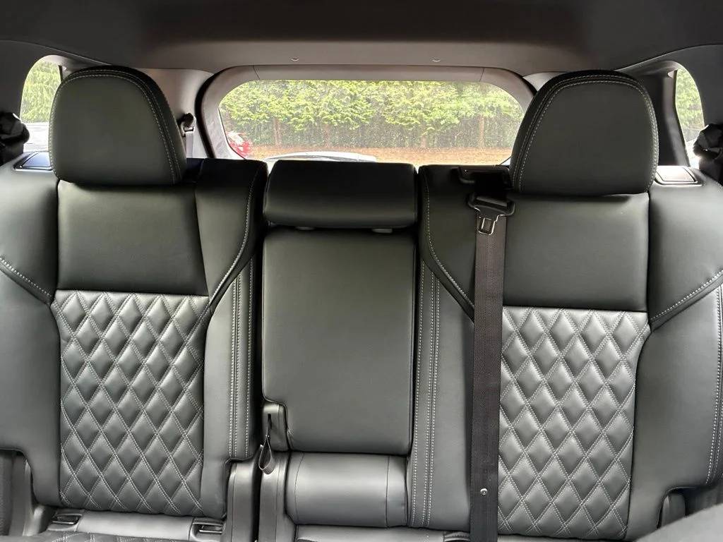 New 2026 Gray Nissan Platinum image 25