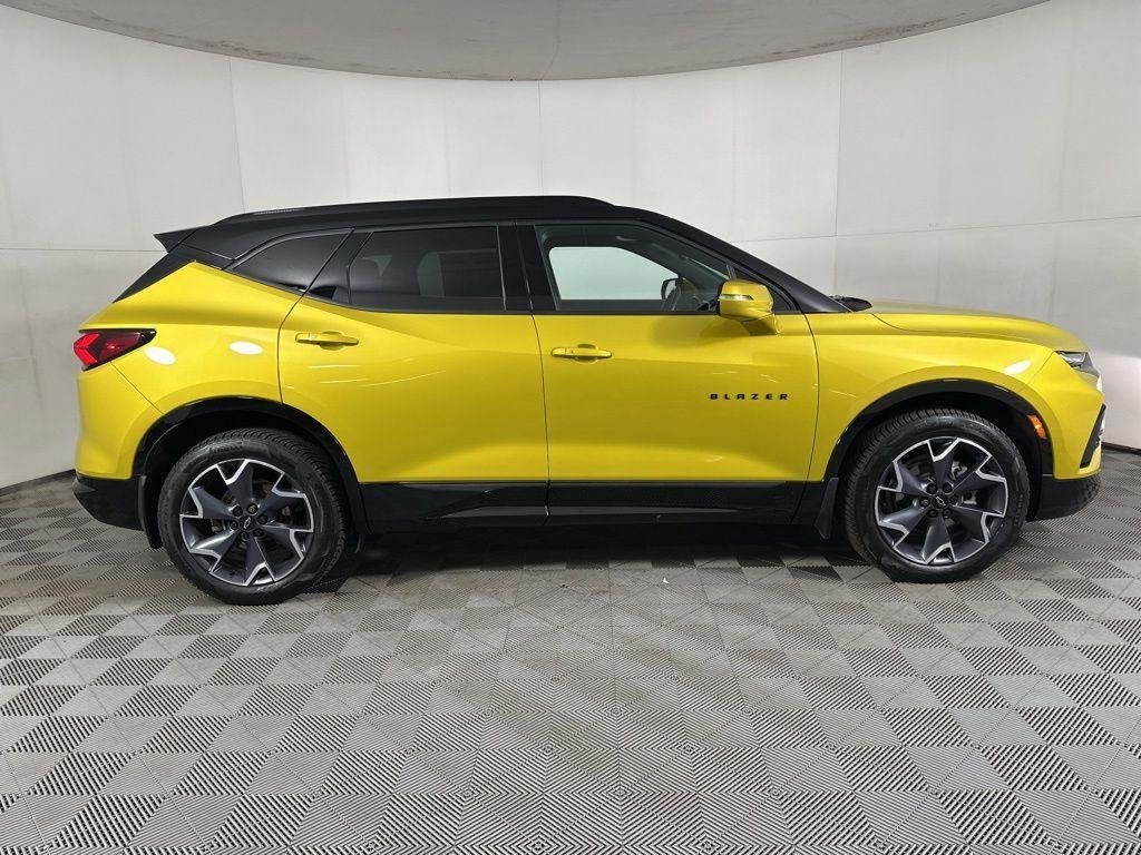 Used 2022 Yellow Metallic Chevrolet RS image 20