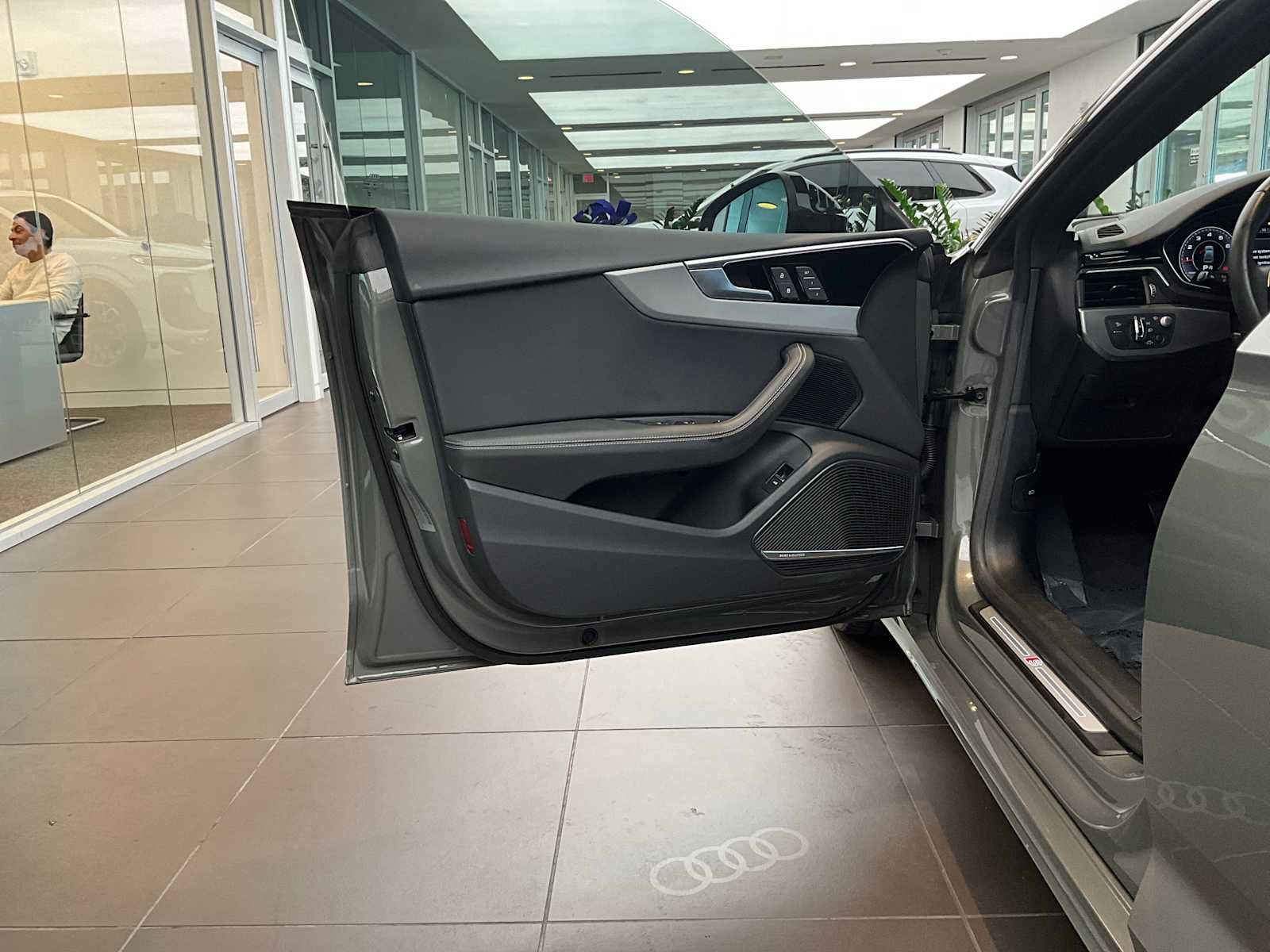 Used 2023 Daytona Gray Pearl Effect Audi S line Premium Plus image 17