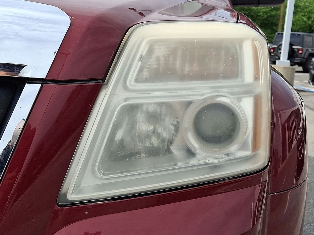 Used 2011 Red GMC SLE-1 image 9