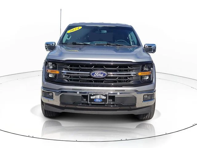 Used 2024 Silver Ford XLT image 2
