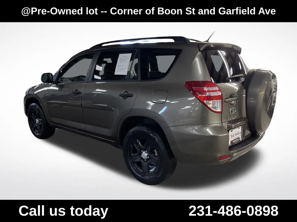 Used 2011 Brown Toyota Base image 3